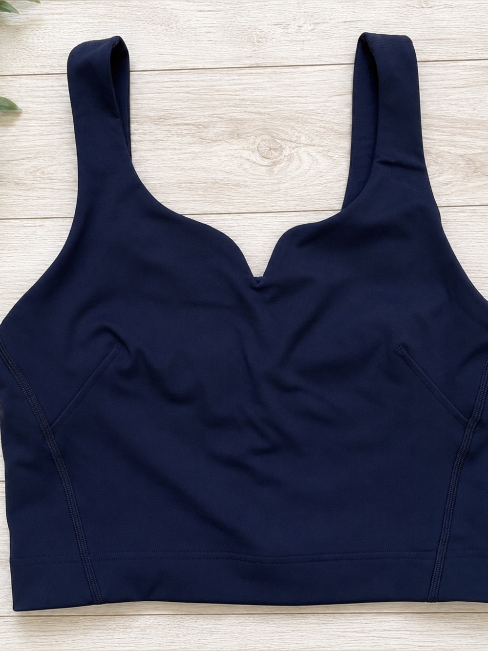 Lululemon Wunder Train Tank Top Sweetheart Size 8